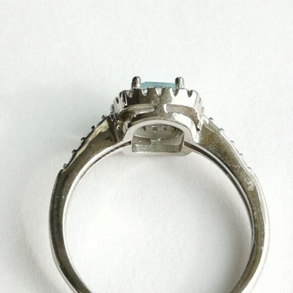 Sky Blue And White Sapphire ring size 6.5 Adjustable - Picture 6 of 8